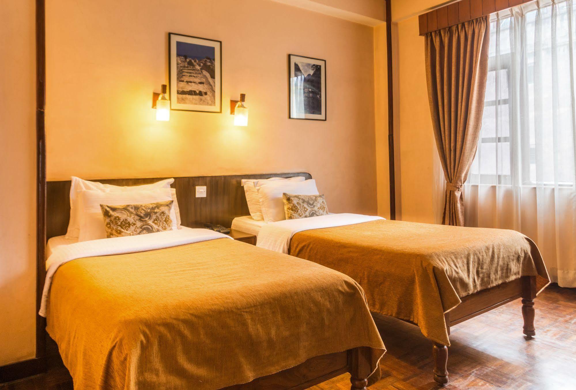 Hotel Excelsior Katmandu Kültér fotó