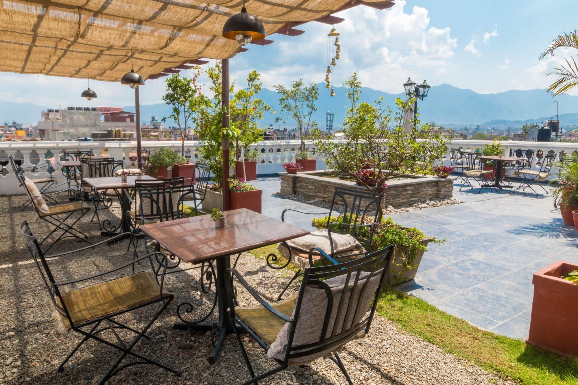 Hotel Excelsior Katmandu Kültér fotó